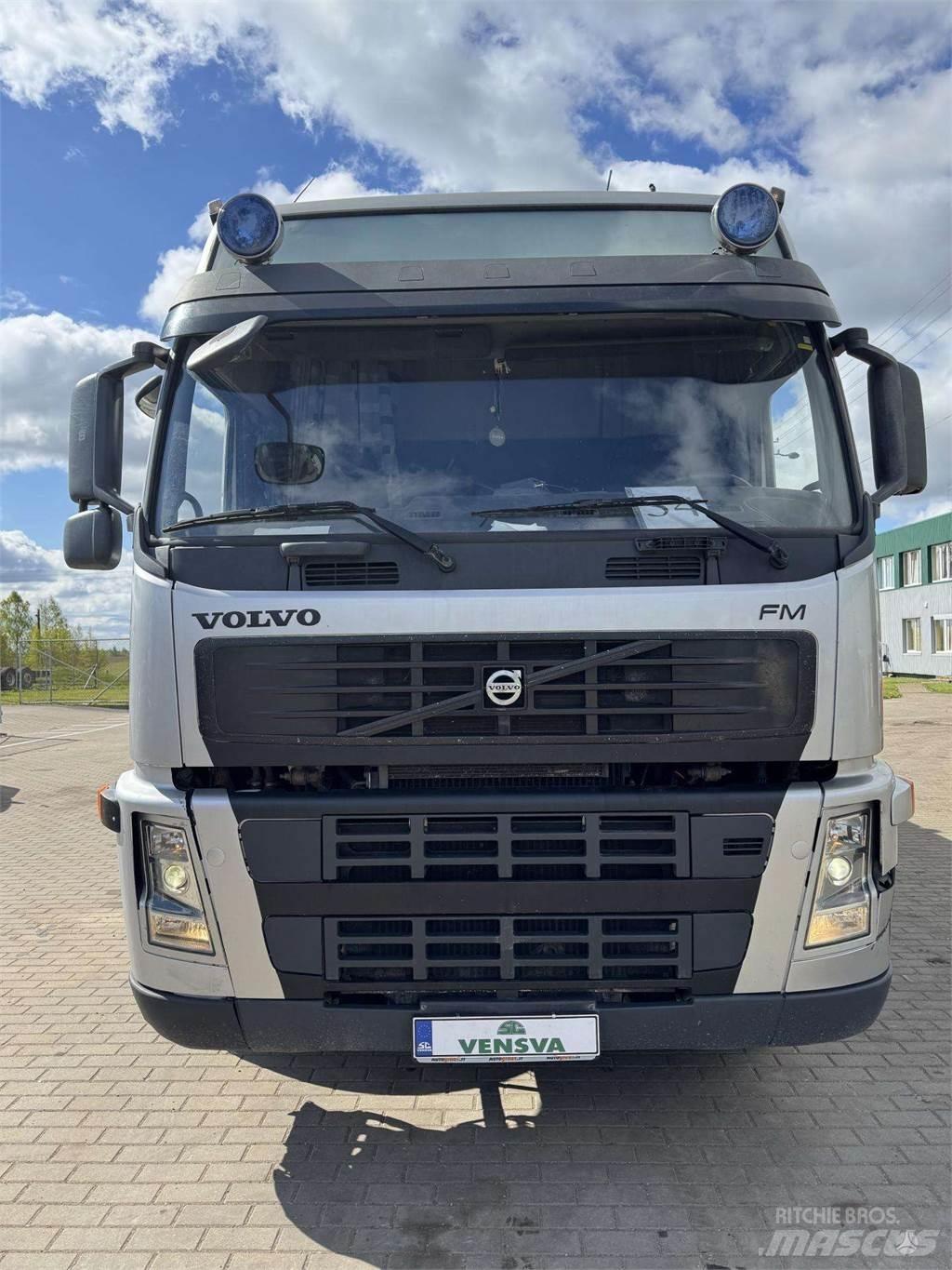 Volvo FM 440 6x2 플랫베드/드롭사이드 트럭