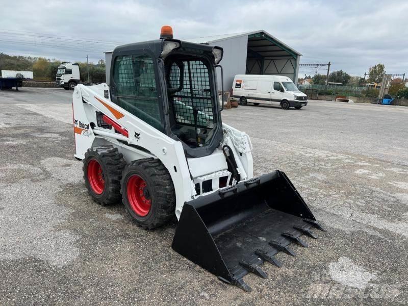 Bobcat S 450 미니 로더