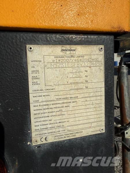 Doosan 731 E 콤푸레샤