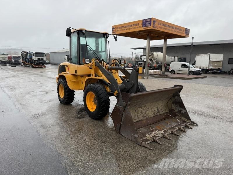 Volvo L 30 미니 로더
