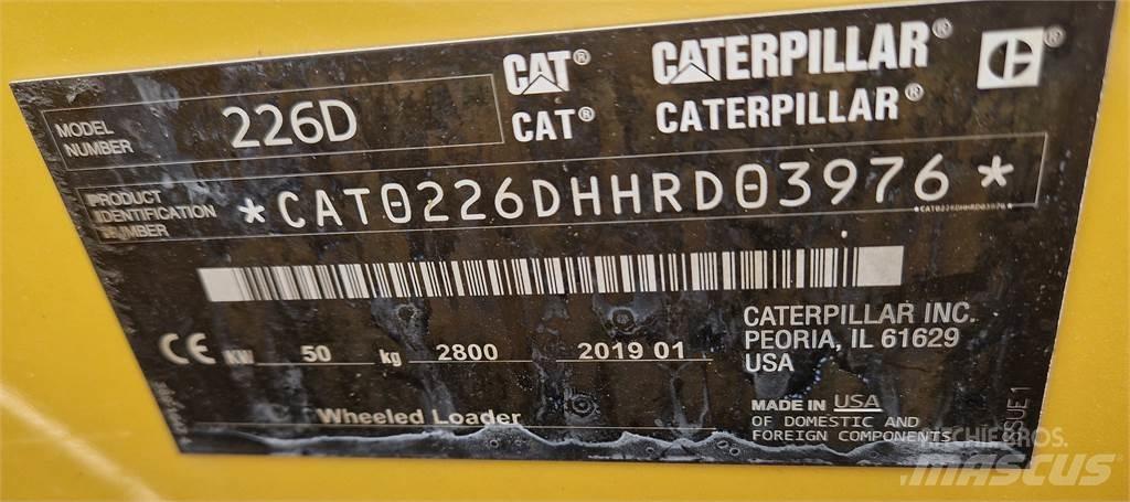 CAT 226D  스키드로더