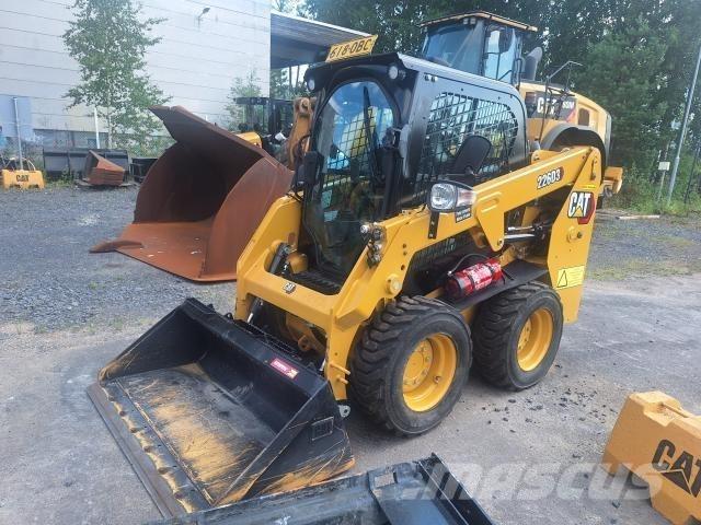 CAT 226D3  휠로우더