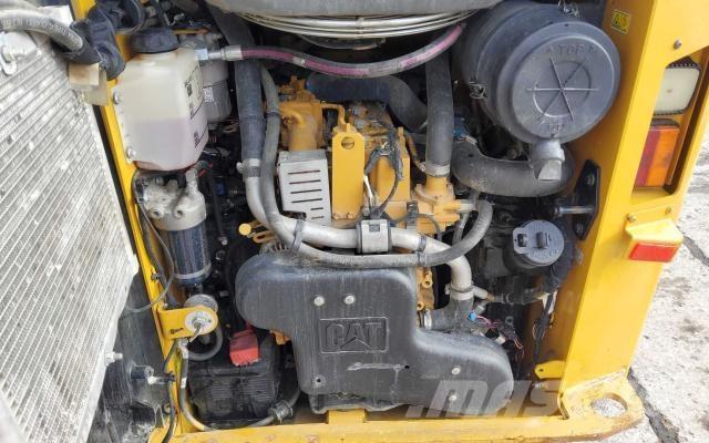 CAT 259D HF  스키드로더