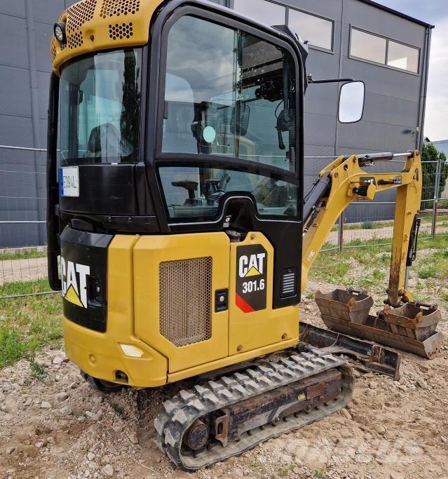 CAT 301.6 소형 굴삭기 7톤 미만