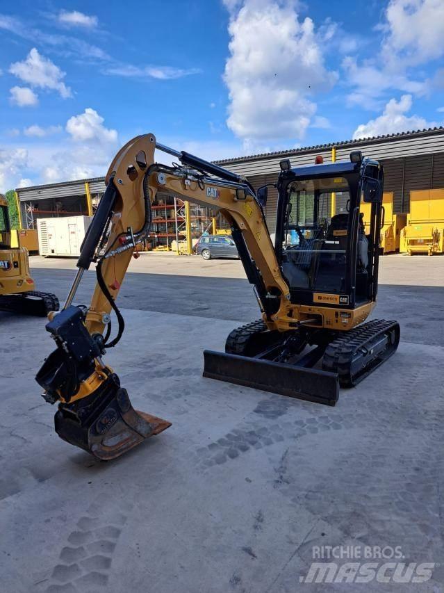 CAT 302.7DCR 소형 굴삭기 7톤 미만