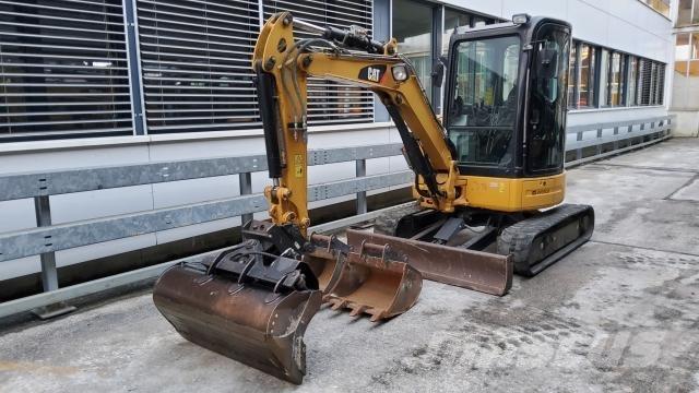 CAT 303.5E CR 소형 굴삭기 7톤 미만
