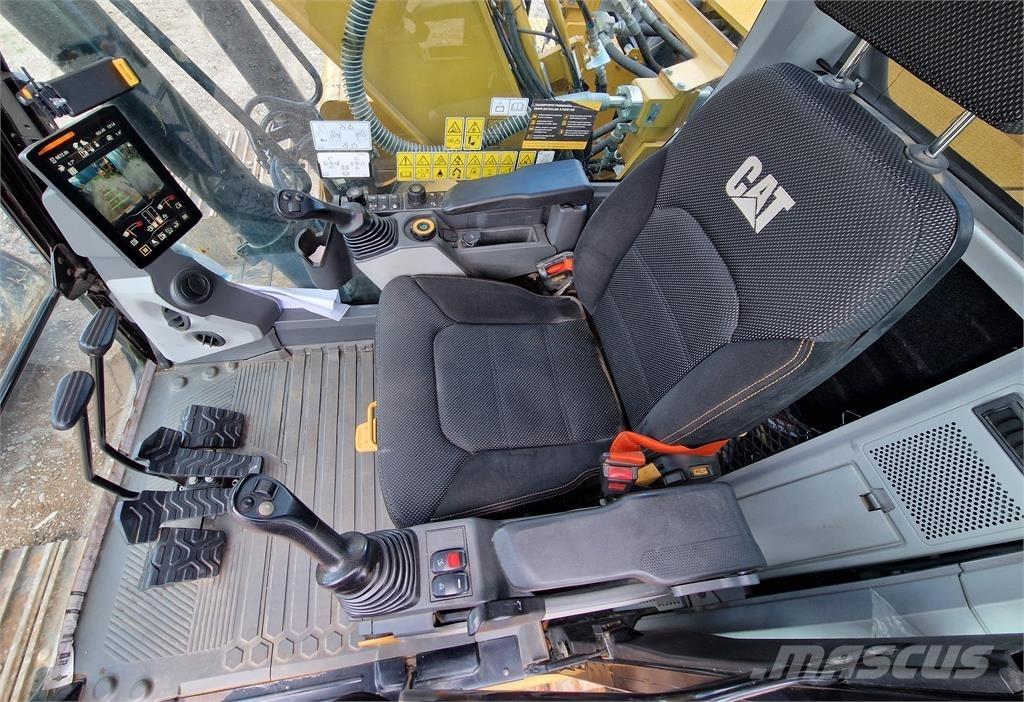 CAT 320 대형 굴삭기 29톤 이상