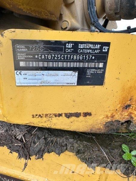CAT 725C 연결식 홀러