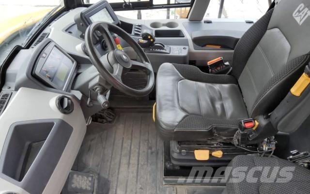 CAT 730-04A 연결식 홀러