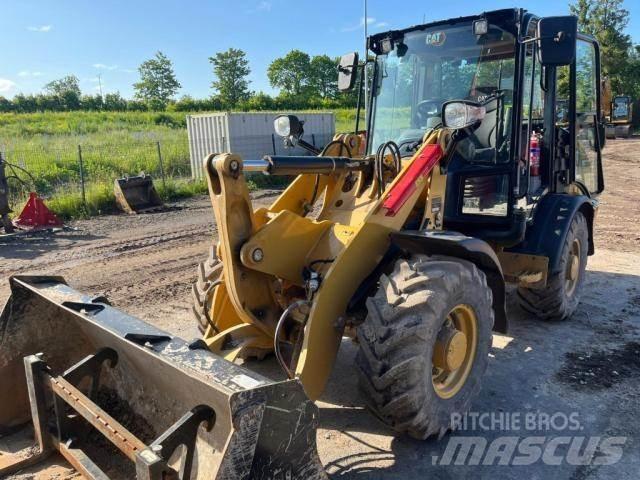 CAT 906  휠로우더