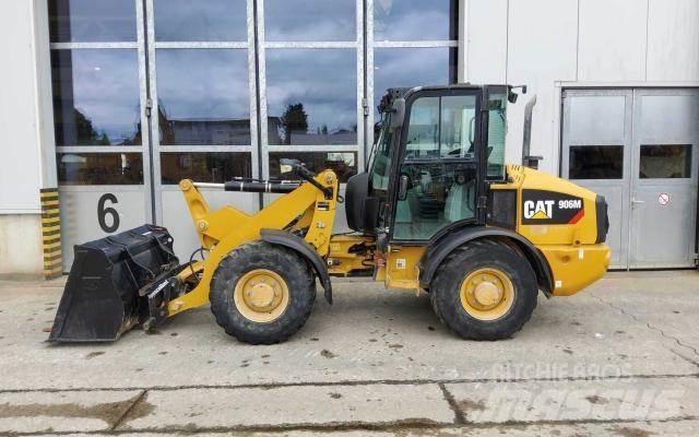 CAT 906M  휠로우더