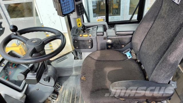 CAT 962K  휠로우더