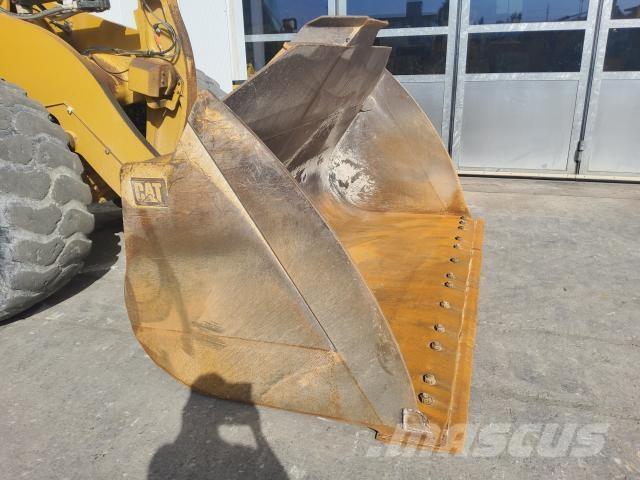 CAT 972M XE  휠로우더