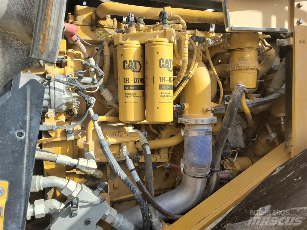 CAT 982M  휠로우더