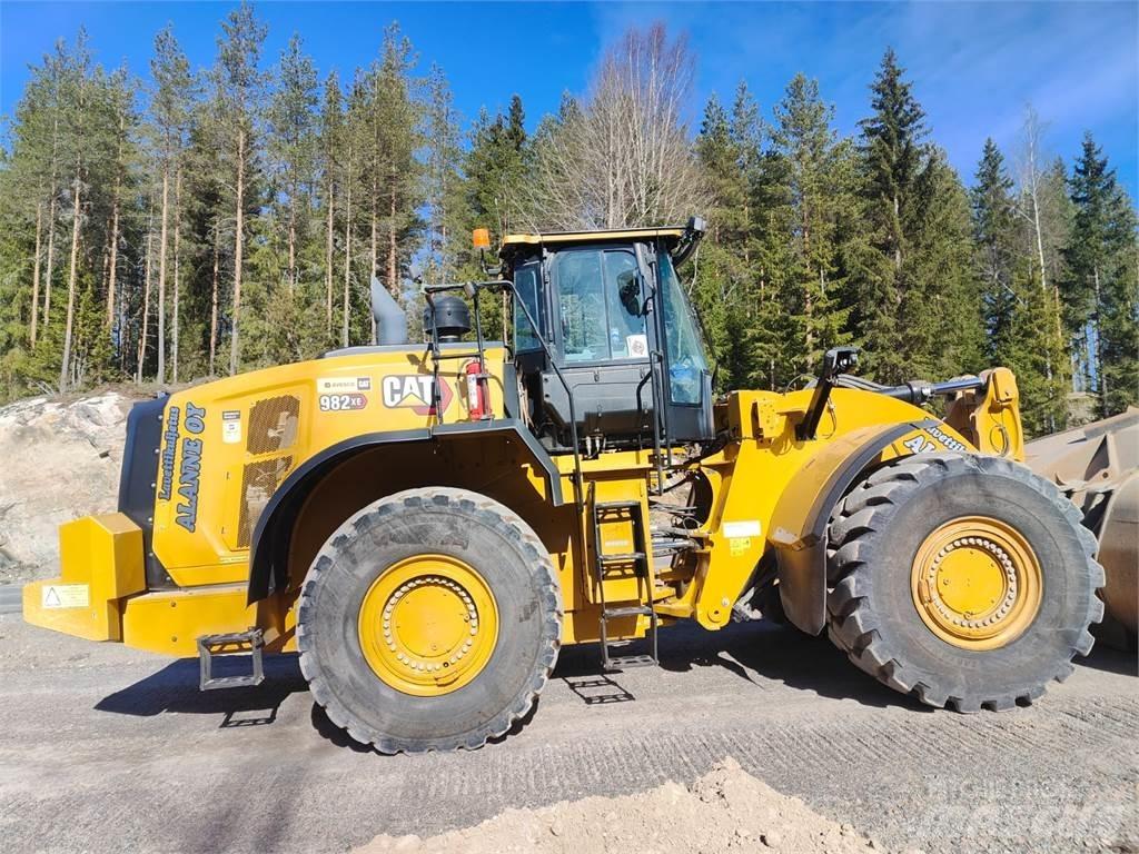 CAT 982XE  휠로우더