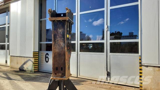 CAT H120GCS 브레이커