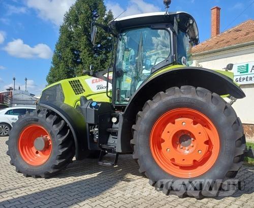 CLAAS Axion 810 트랙터