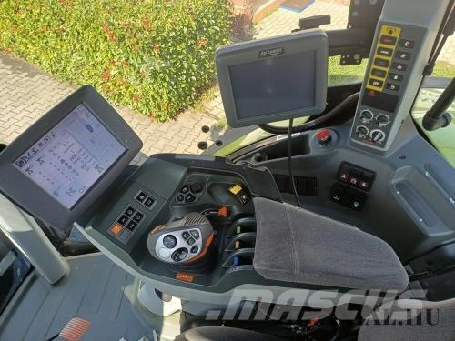CLAAS Axion 810 트랙터