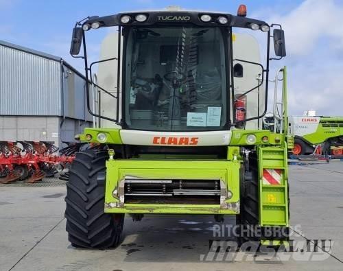 CLAAS Tucano 440 콤바인 수확기