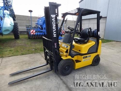 Hyundai 20L-7M 농기계 - 기타