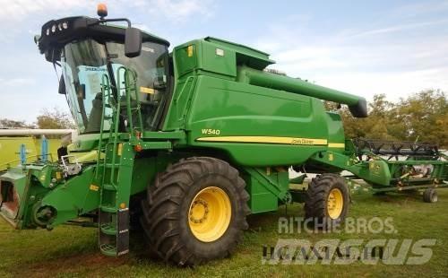 John Deere W540 콤바인 수확기