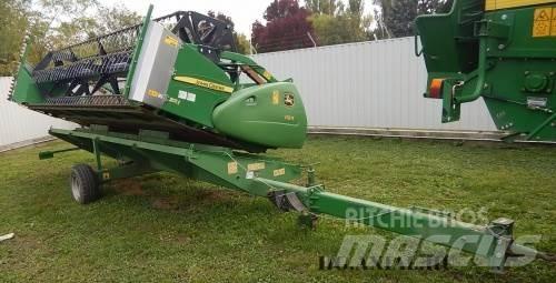 John Deere W540 콤바인 수확기