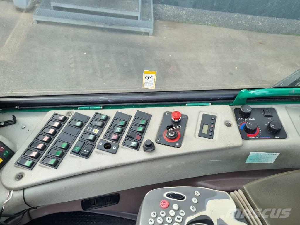 John Deere 1070 D 원목 하베스터