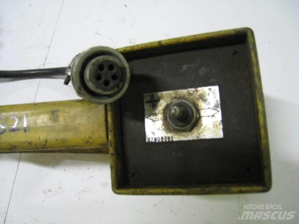CAT BB 650 일렉트로닉스