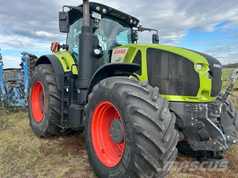 CLAAS Axion 950 트랙터
