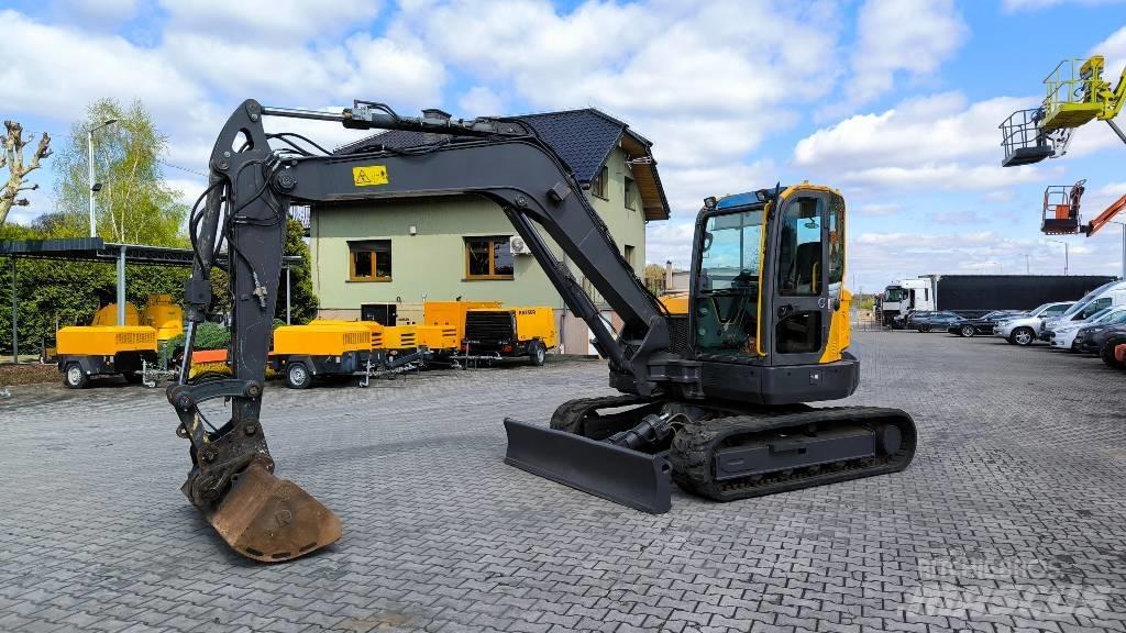Volvo ECR 88 D 중형굴삭기 7톤-28톤