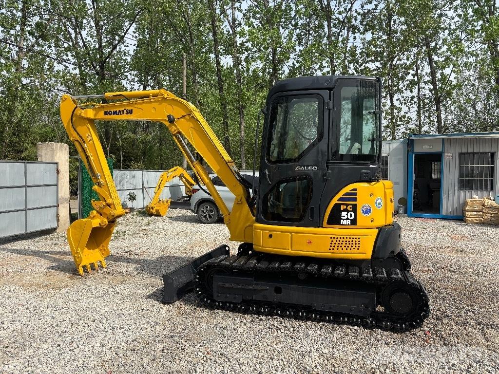Komatsu PC 50 소형 굴삭기 7톤 미만
