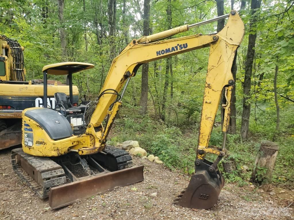 Komatsu PC50MR-2 소형 굴삭기 7톤 미만
