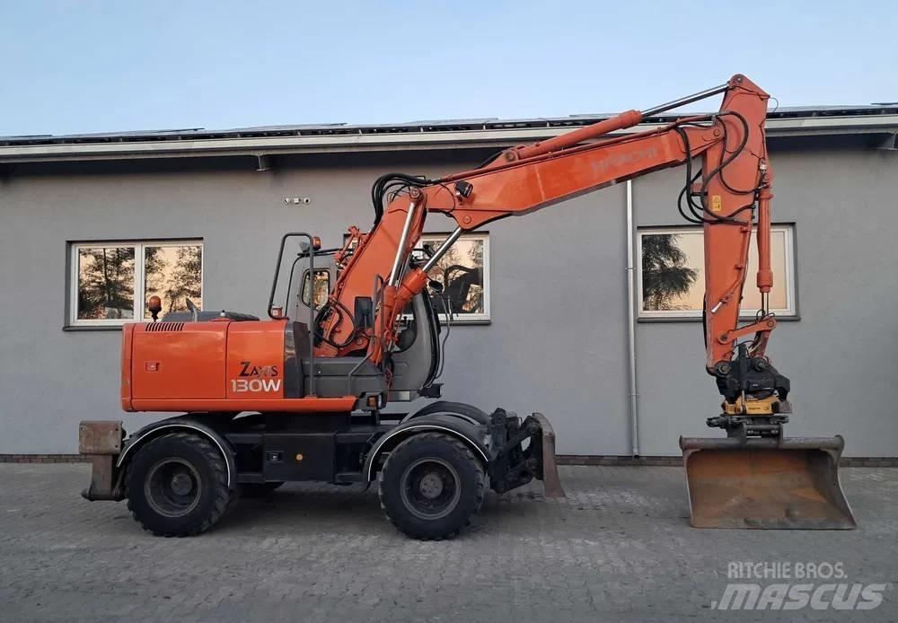 Hitachi ZX 130 W  휠 굴삭기