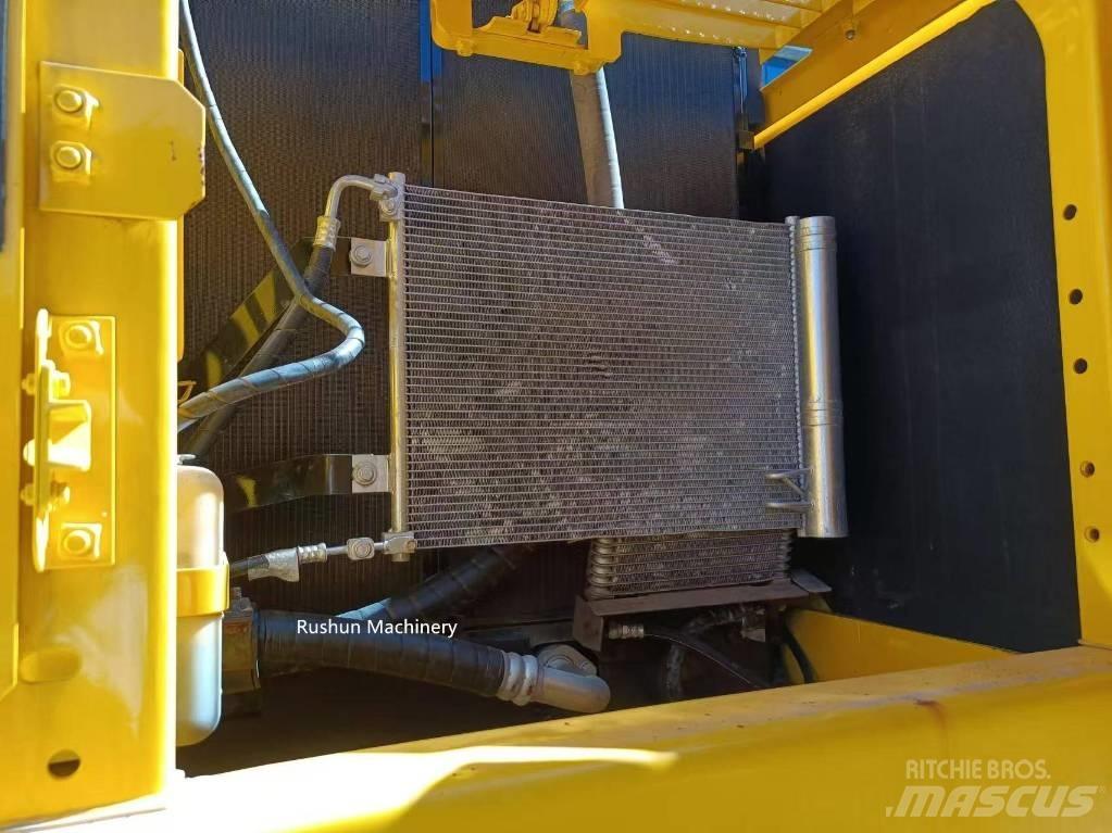 Komatsu PC 200 중형굴삭기 7톤-28톤