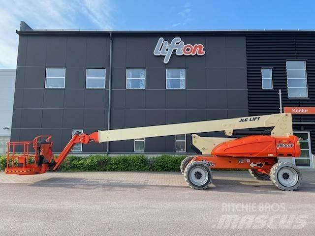 JLG M600JP Bomlift 관절형 전동이동 리프트