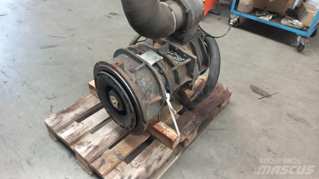 Atlas Copco XAMS 407 콤푸레샤
