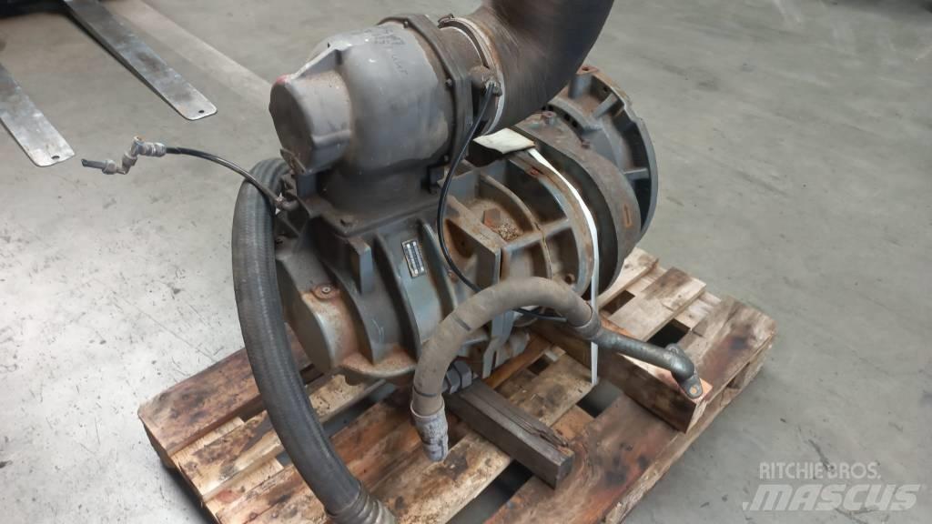 Atlas Copco XAMS 407 콤푸레샤