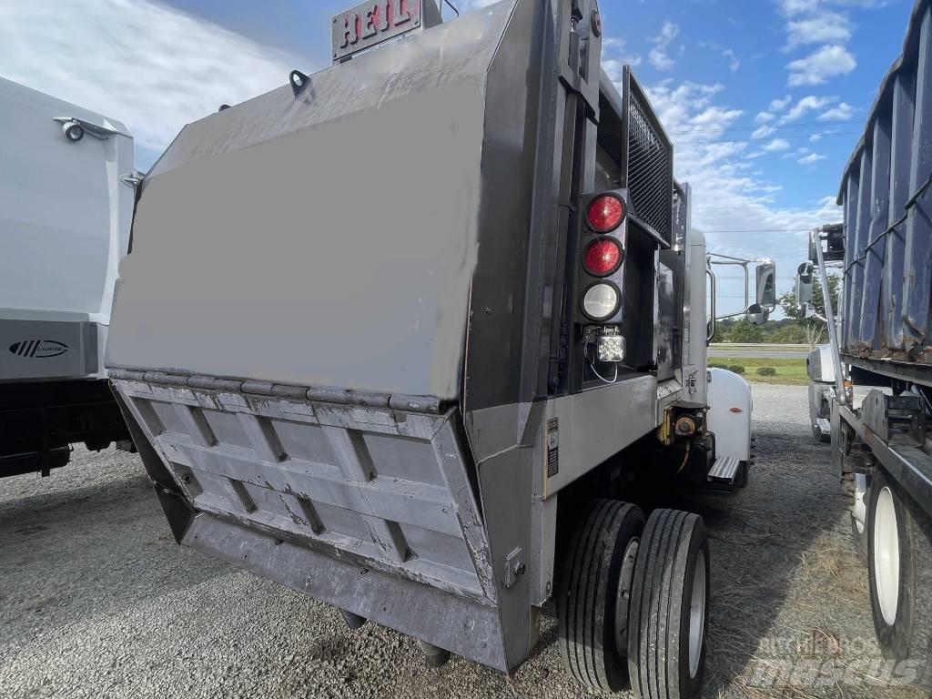 Peterbilt 330 폐기물 수거 트럭