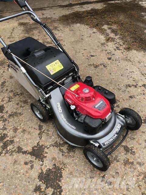Honda HRH536HX 밀면서 전진하는 잔디깎기