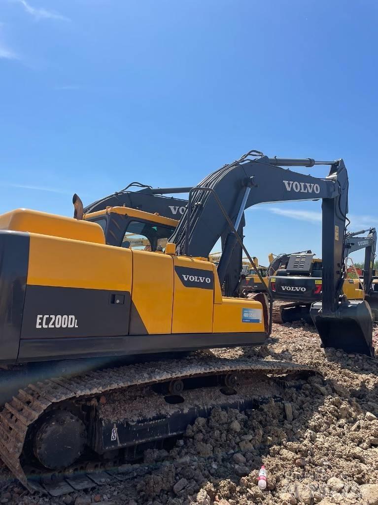 Volvo EC200 대형 굴삭기 29톤 이상