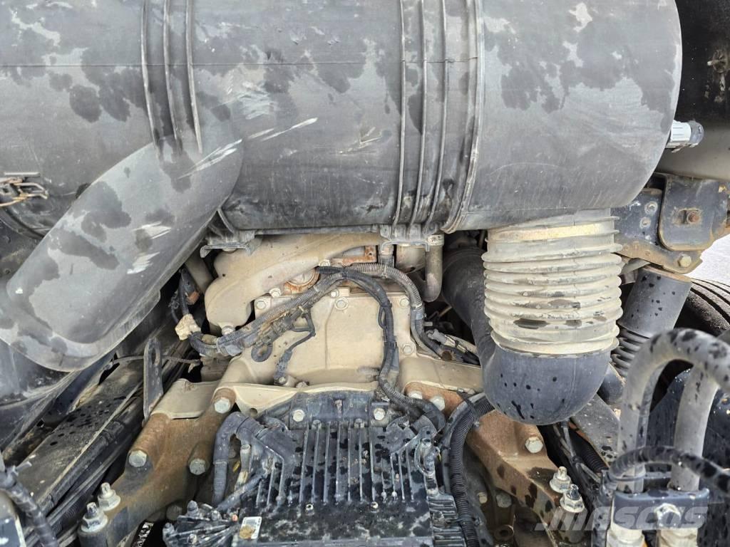 MAN 28.400 훅 리프트 트럭