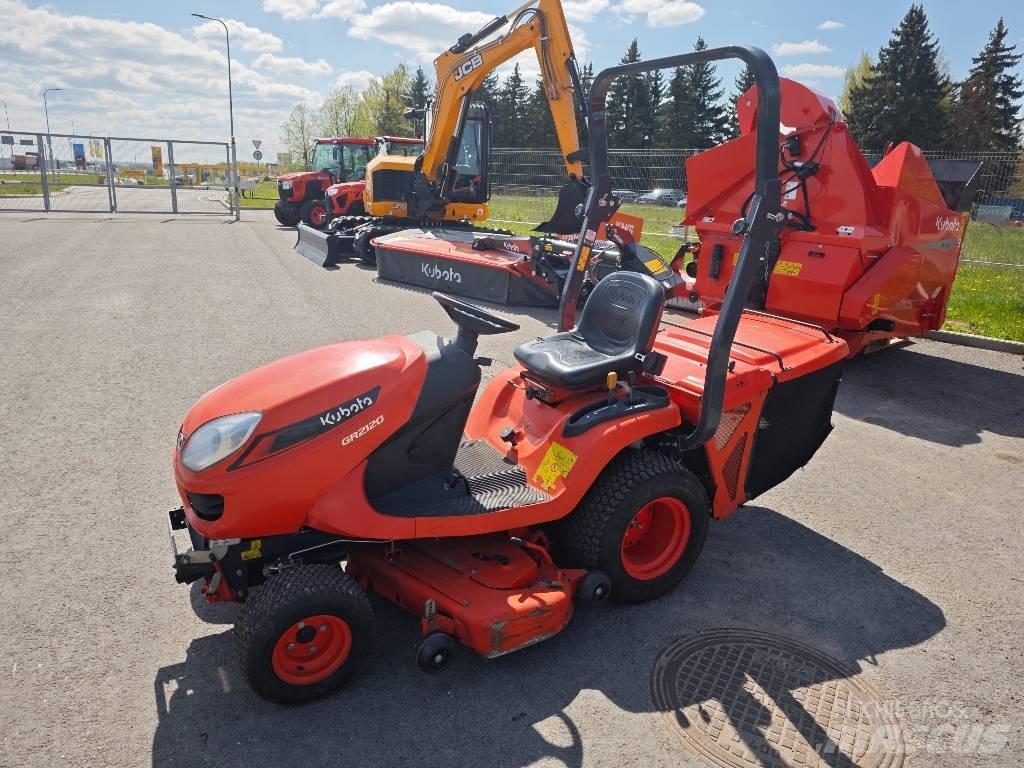 Kubota GR 2120 탑승형 잔디깎기