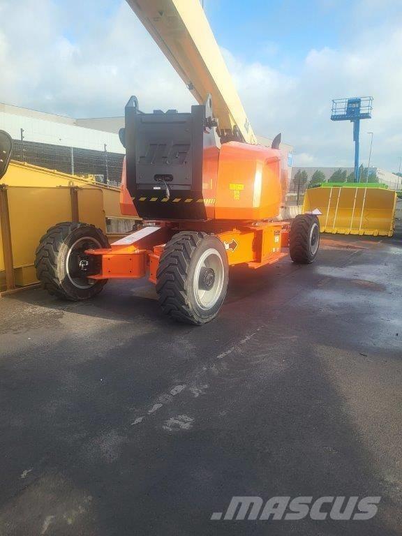 JLG 1500AJP 관절형 전동이동 리프트