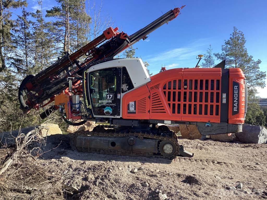 Sandvik DX800i 도로 굴착기