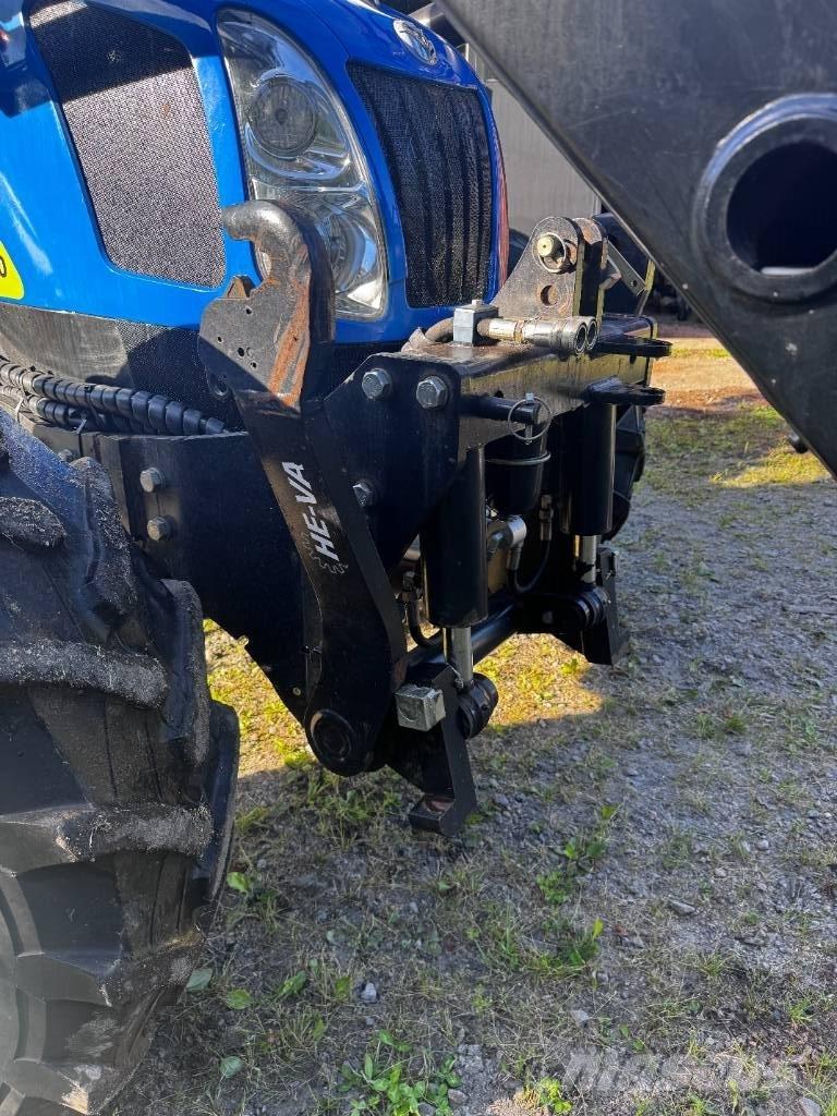 New Holland T 5040 트랙터