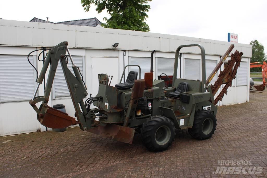 Ditch Witch 3210 트렌처
