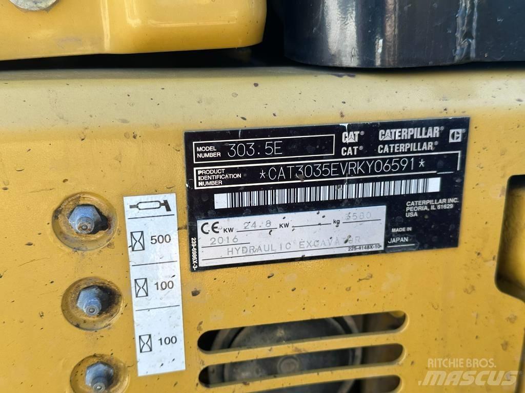 CAT 303.5 소형 굴삭기 7톤 미만