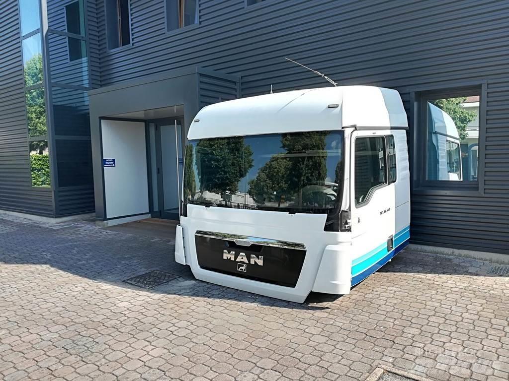 MAN TGX XLX EURO 5 캐빈 및 인테리어
