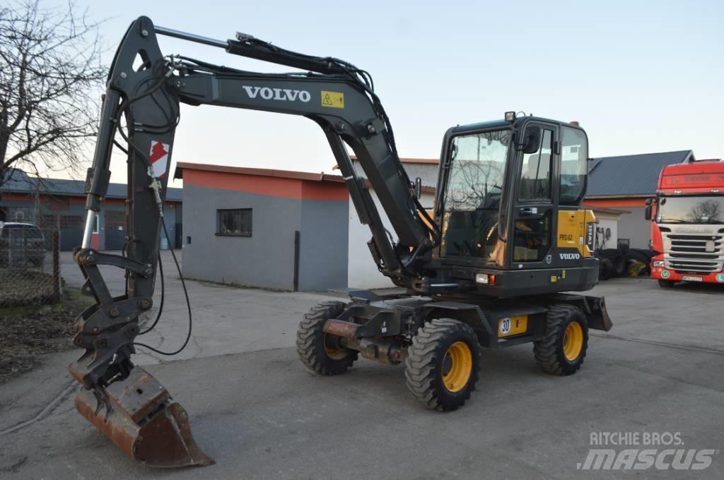 Volvo EW 60 E  휠 굴삭기
