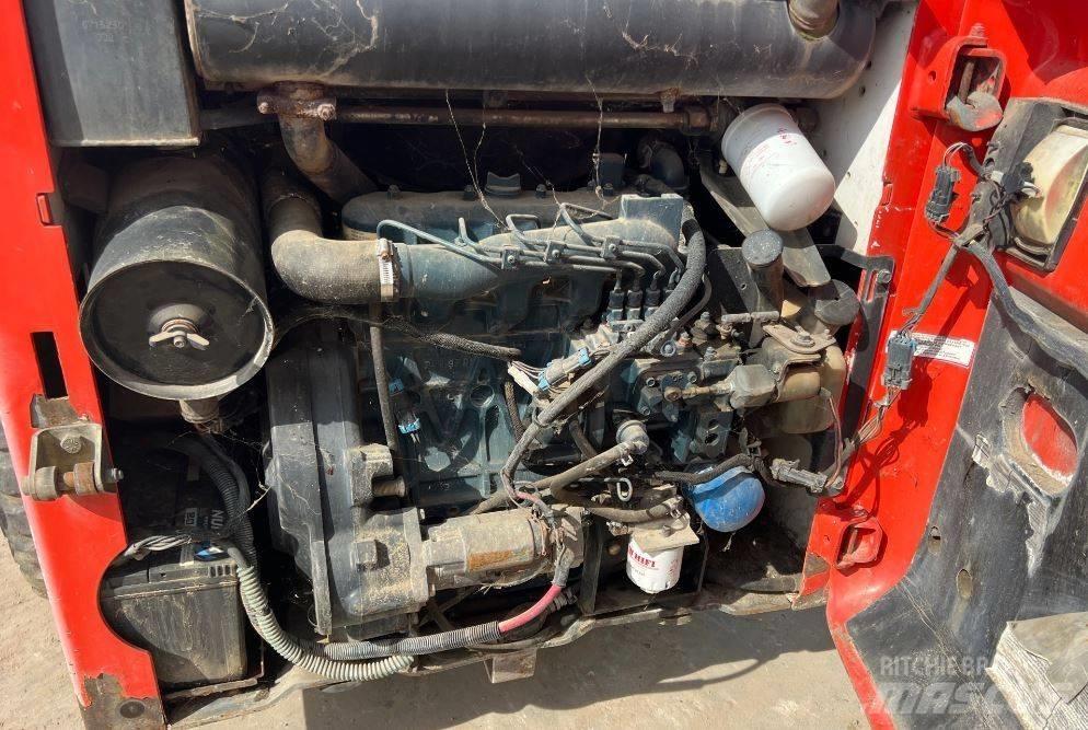 Bobcat 753  스키드로더